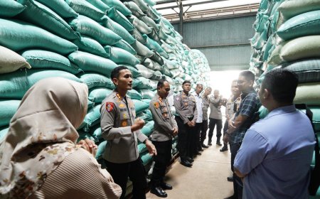 Kapolres Ponorogo Tinjau Stok dan Sistem Pengamanan Perum Bulog