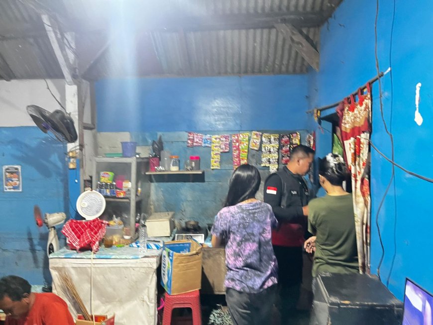 Polres Gresik Amankan Puluhan Liter Miras dari Warung Karaoke di Kecamatan Menganti