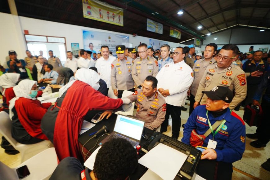 Hadiri HUT ke-53 KSPSI, Kapolri Turut Donor Darah