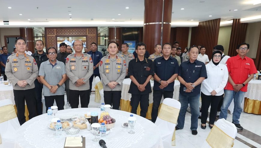 Polda Jawa Timur Pererat Hubungan dengan Insan Pers dalam Buka Bersama