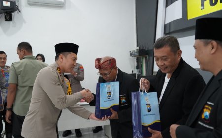 Kapolres Bojonegoro Rangkul Dai dan Pendeta Jaga Kedamaian