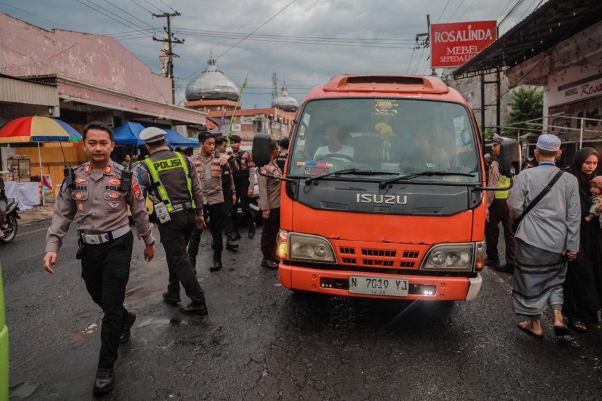 Polres Jember Pastikan Kegiatan Haul Berjalan Lancar