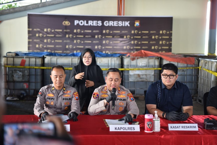 Polres Gresik Sikat Penimbun Solar Subsidi