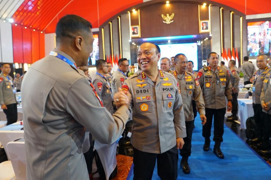 Brimob Diminta Siap Hadapi Tantangan Keamanan Masa Depan
